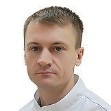 Врач Кирсанов Роман Иванович
